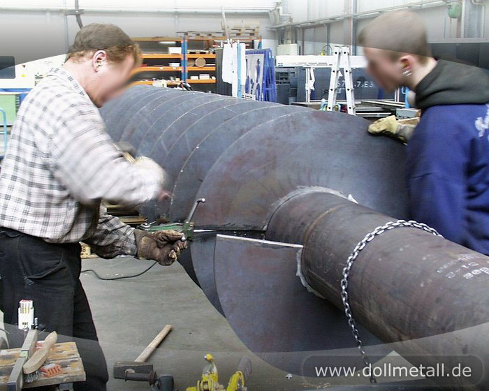 03_industry_dollmetall_0403