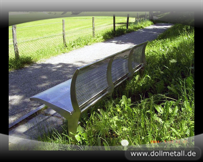 06_advertisingdesign_dollmetall_0495