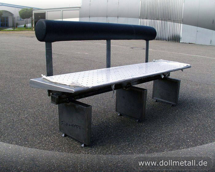 06_advertisingdesign_dollmetall_0531